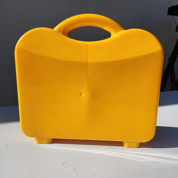 LEGO Yellow Plastic Carrying Carry Case Storage Box w Handle Dividers Organizer - Picture 3 of 13